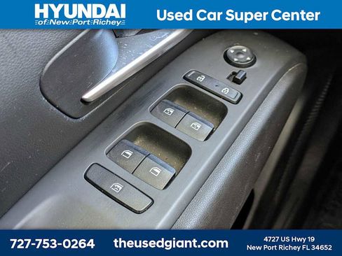 Used 2023 Hyundai Tucson SEL FWD image 30