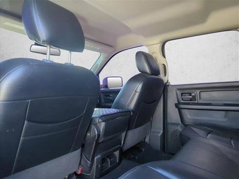 Used 2015 RAM 1500 Express image 9