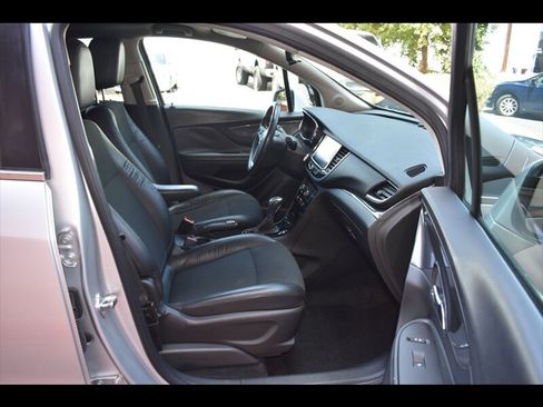 Used 2017 Buick Encore Preferred FWD image 31