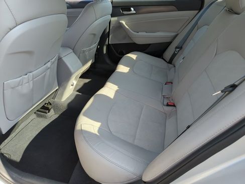 Used 2017 Hyundai Sonata Sport w/ Value Edition Package 02 FWD image 13