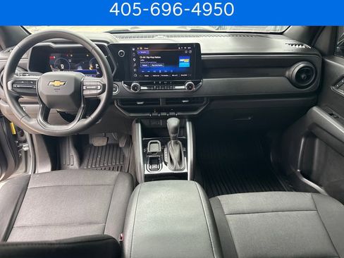 Used 2024 Chevrolet Colorado W/T w/ WT Convenience Package II RWD image 19