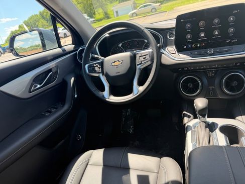 Used 2024 Chevrolet Blazer LT AWD/4WD image 21