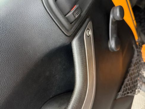 Used 2012 Jeep Wrangler Sport image 21