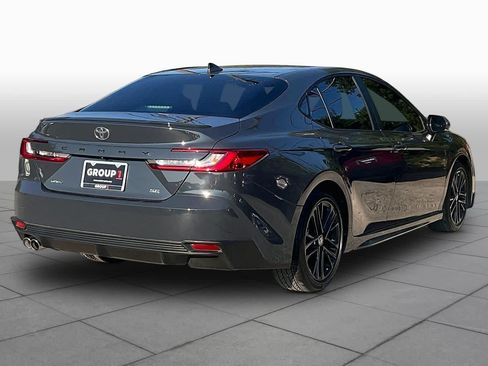 Used 2025 Toyota Camry SE w/ Convenience Package FWD image 13