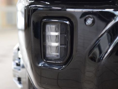Used 2024 Chevrolet Silverado 3500 High Country w/ High Country Premium Package AWD/4WD image 14