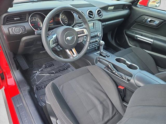 Used 2018 Ford Mustang Coupe RWD image 17