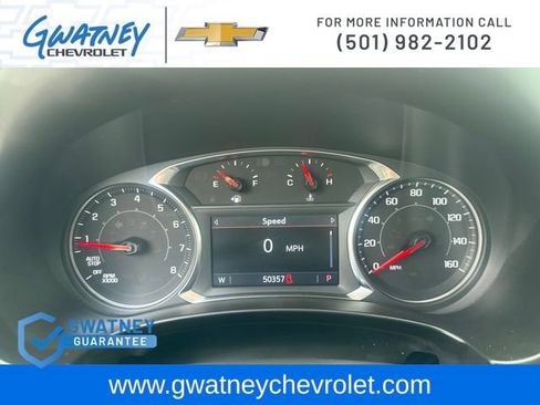 Used 2024 GMC Terrain SLT AWD/4WD image 15