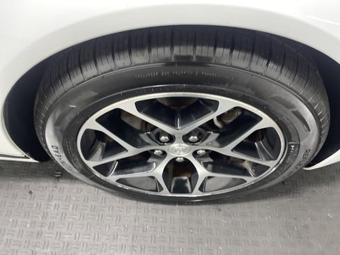 Used 2017 Buick Regal Sport Touring image 26