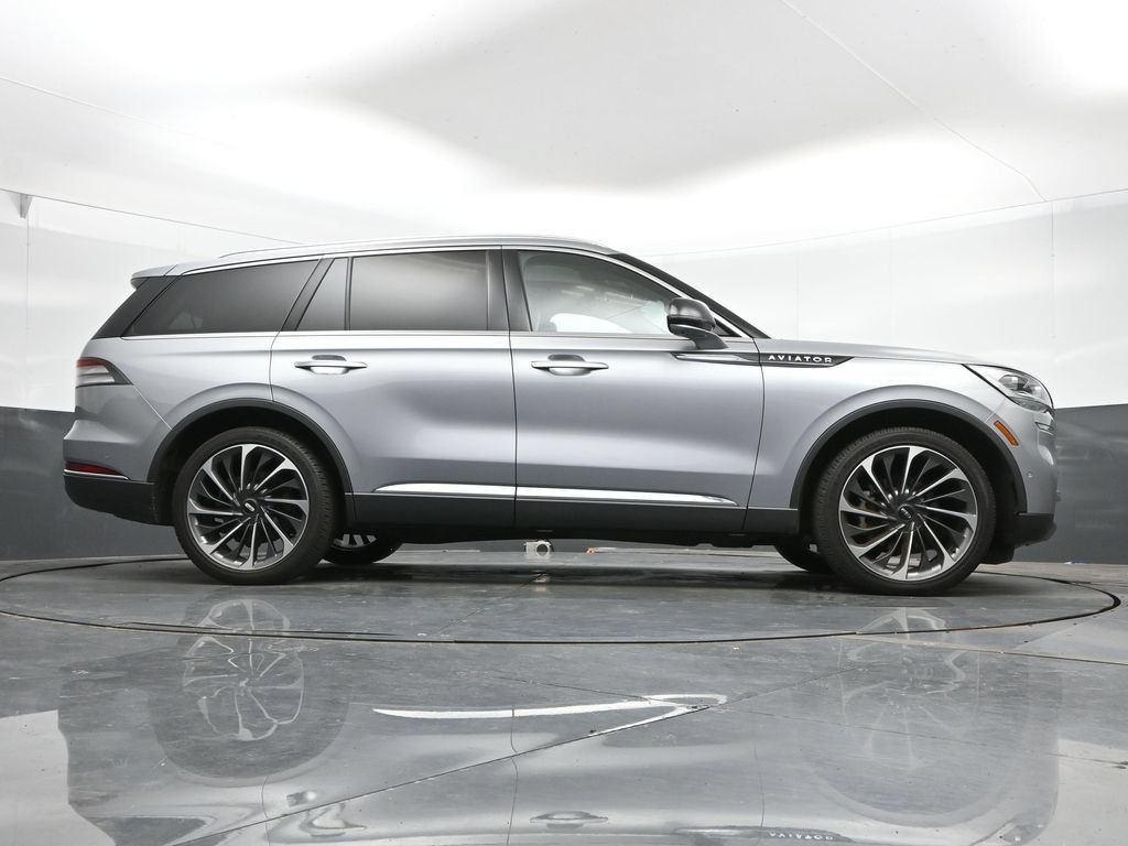 Used 2022 Lincoln Aviator Reserve w/ Equipment Group 201A AWD/4WD image 43