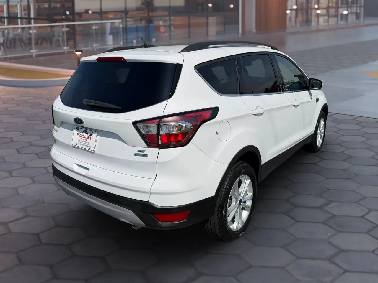 Used 2018 Ford Escape SE AWD/4WD image 10