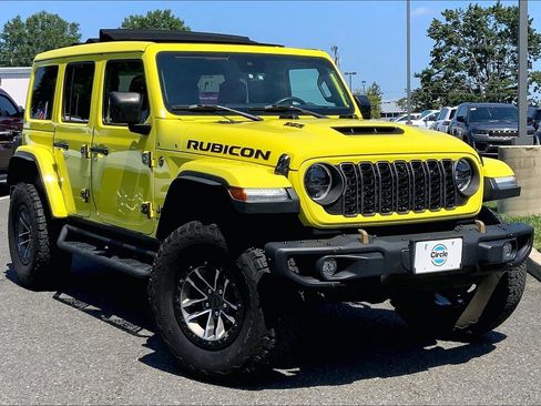 Used 2024 Jeep Wrangler Unlimited Rubicon 392 AWD/4WD image 2