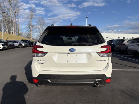 Certified 2024 Subaru Forester Limited image 10