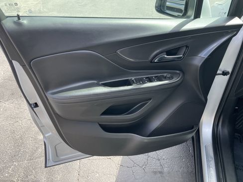 Used 2018 Buick Encore Preferred AWD/4WD image 11