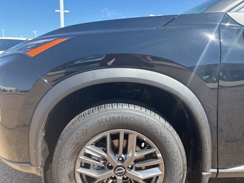 New 2026 Nissan Rogue S image 7