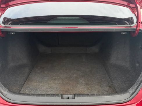 Used 2018 Honda Accord Touring image 19