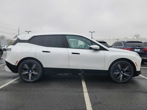 Certified 2024 BMW iX xDrive50 w/ Premium Package AWD/4WD image 7