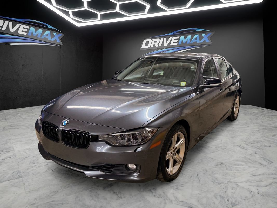 Used 2014 BMW 328i xDrive Sedan AWD/4WD image 1
