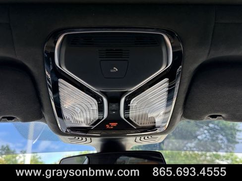 Used 2018 BMW 750i RWD image 28