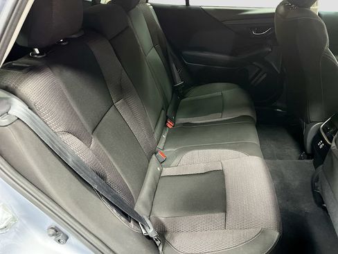 Used 2025 Subaru Outback Premium AWD/4WD image 26