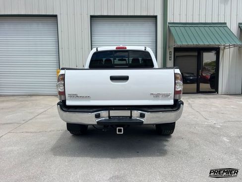 Used 2009 Toyota Tacoma PreRunner RWD image 11