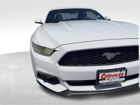 Used 2015 Ford Mustang Coupe w/ Equipment Group 051A RWD image 18