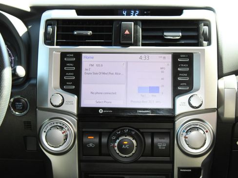 Used 2024 Toyota 4Runner SR5 RWD image 23
