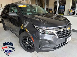 Used 2022 Chevrolet Equinox LS w/ LS Convenience Package image 1