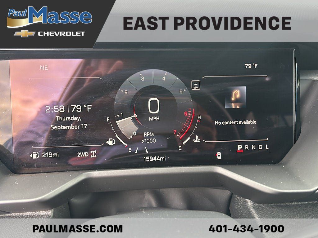 Used 2025 GMC Acadia AT4 w/ Luxury Package AWD/4WD image 12