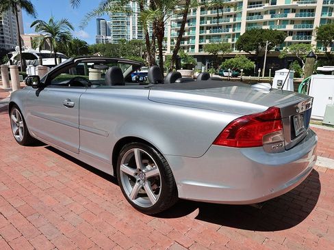 Used 2012 Volvo C70 T5 w/ Dynamic Trim Pkg image 5