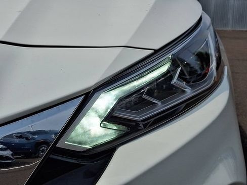Used 2019 Nissan Altima 2.5 Platinum AWD/4WD image 9