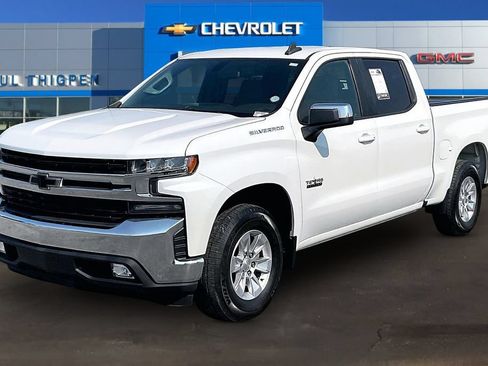 Used 2020 Chevrolet Silverado 1500 LT w/ Texas Edition RWD image 3