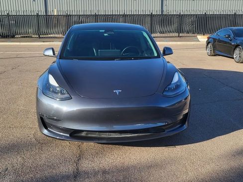 Used 2023 Tesla Model 3 Performance image 3