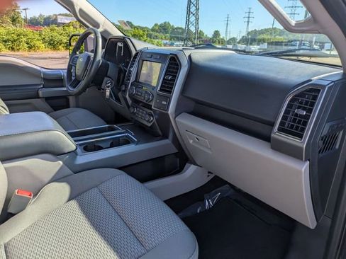 Used 2020 Ford F150 XLT w/ Equipment Group 302A Luxury AWD/4WD image 33