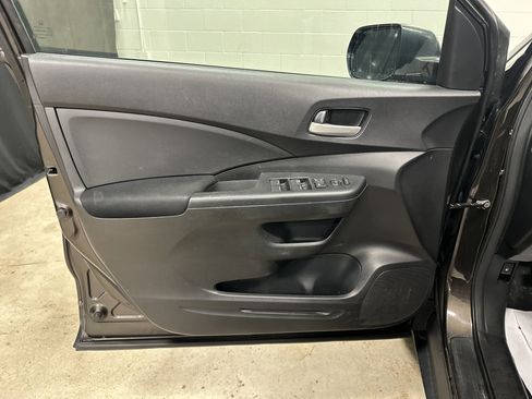 Used 2013 Honda CR-V LX image 14