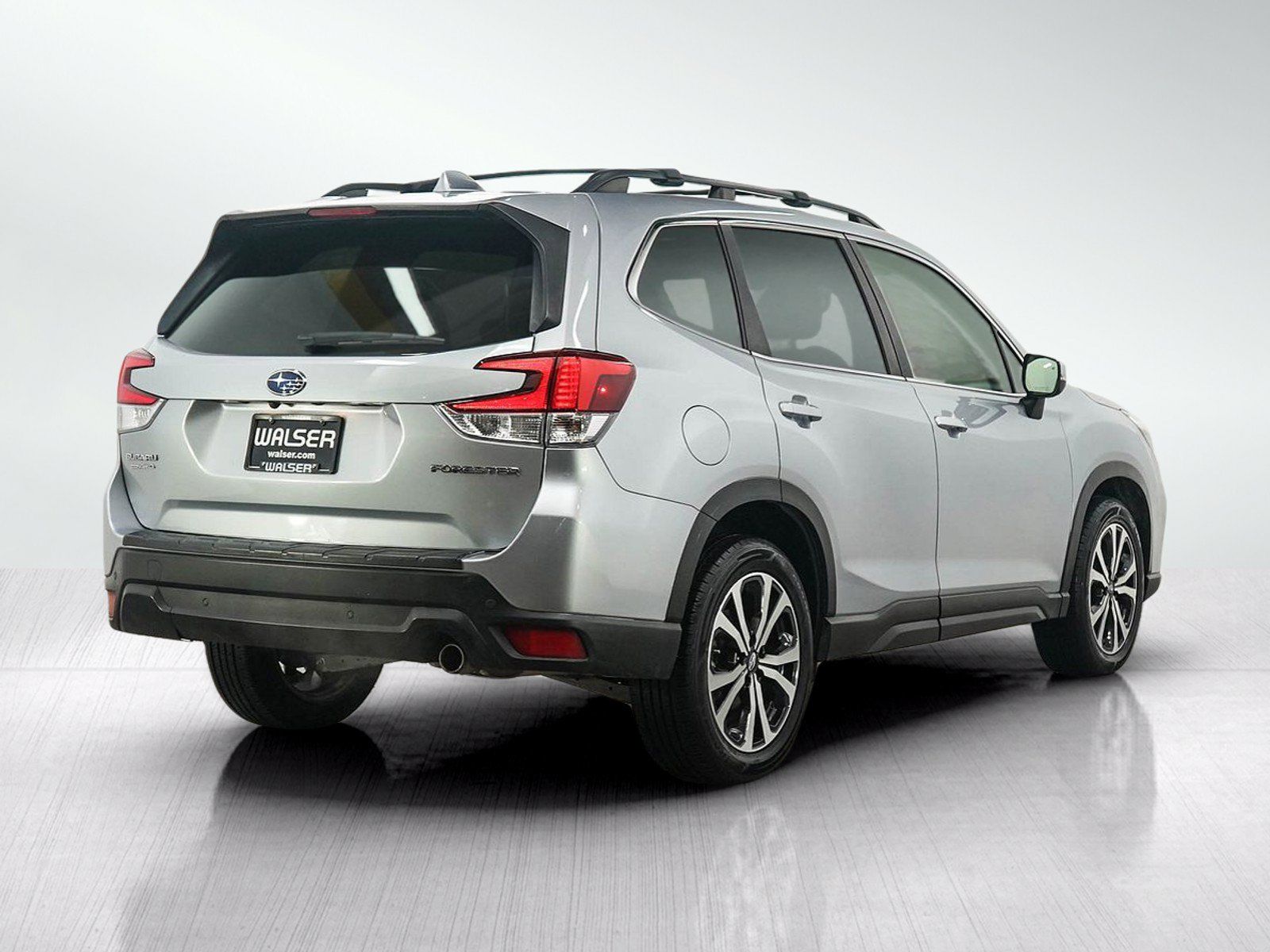 Used 2019 Subaru Forester Limited w/ Popular Package #3 AWD/4WD image 5