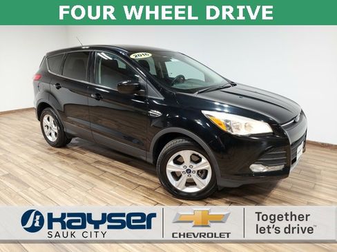 Used 2016 Ford Escape SE image 1
