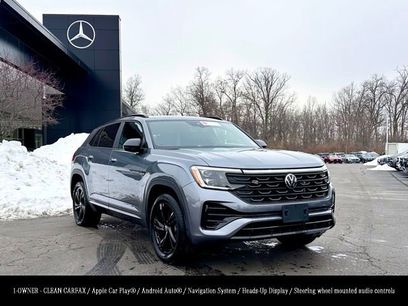 Used 2025 Volkswagen Atlas Cross Sport SEL R-Line