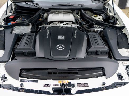 Used 2018 Mercedes-Benz AMG GT C image 31