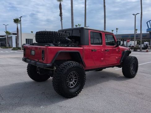 Used 2020 Jeep Gladiator Rubicon AWD/4WD image 4