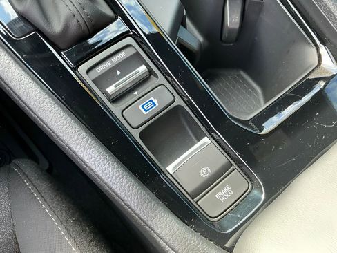 Certified 2025 Honda Accord Sport image 17