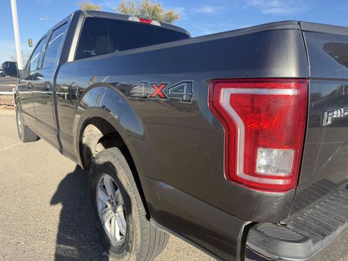 Used 2015 Ford F150 XLT w/ Trailer Tow Package image 7