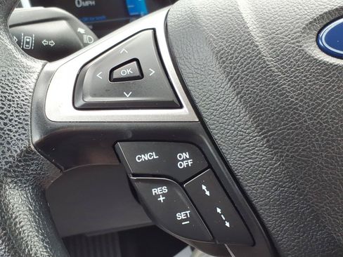 Used 2020 Ford Fusion SE FWD image 24