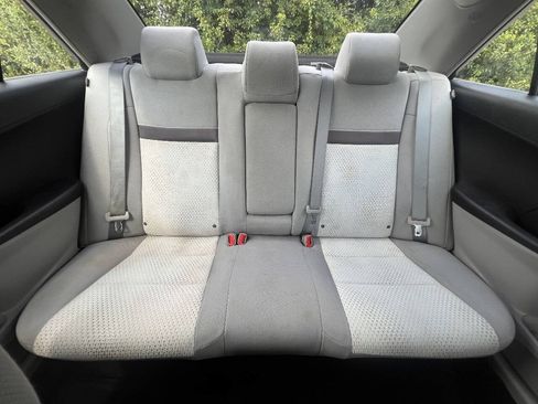 Used 2014 Toyota Camry FWD image 29