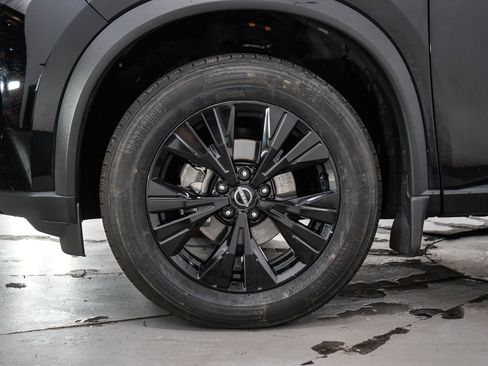 Used 2023 Nissan Rogue SV w/ SV Premium B Package AWD/4WD image 30