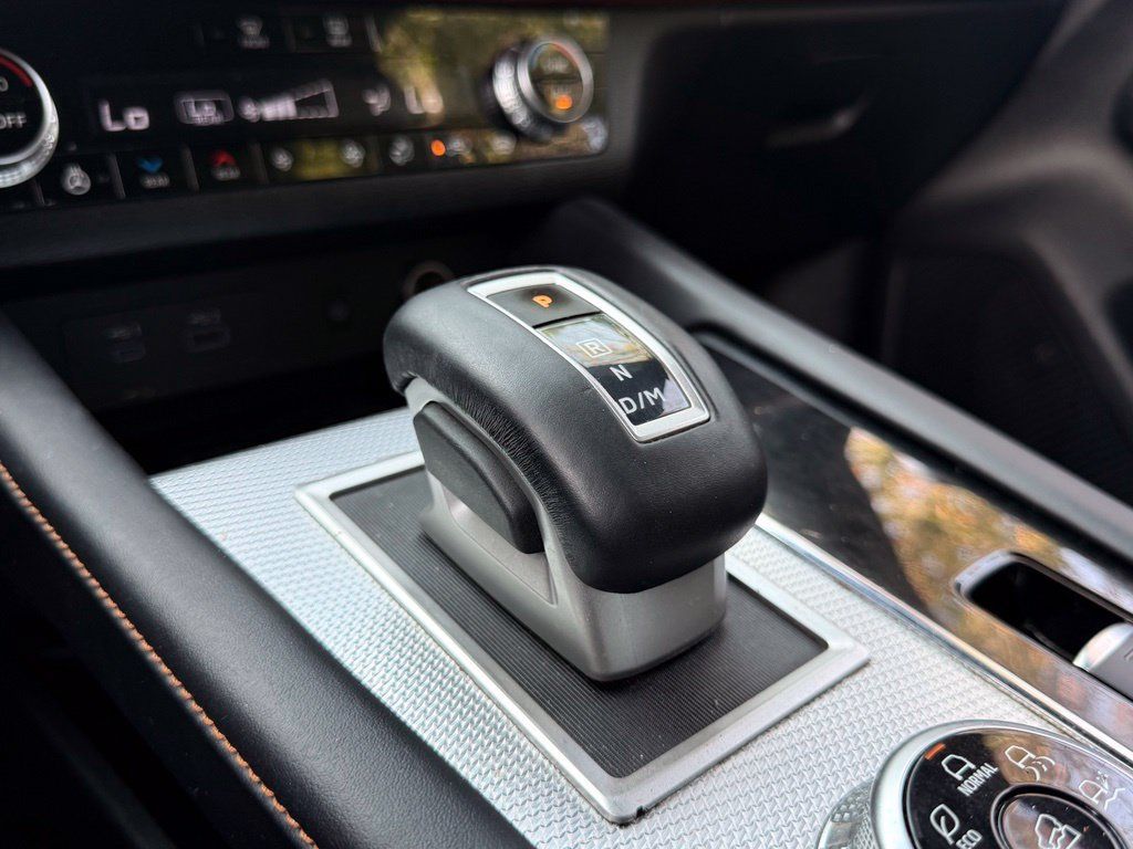 Used 2022 Mitsubishi Outlander SEL AWD/4WD image 17