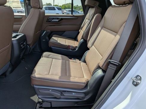 New 2026 Chevrolet Tahoe High Country AWD/4WD image 30