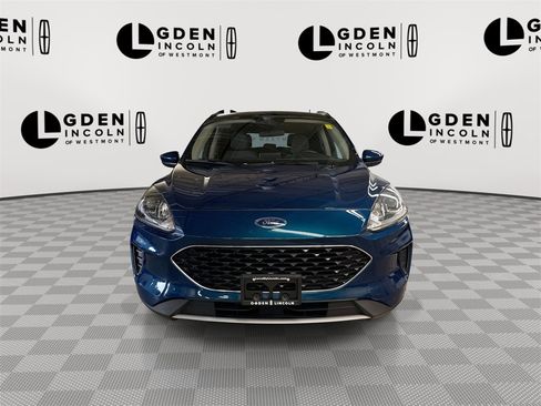 Used 2020 Ford Escape SE image 3