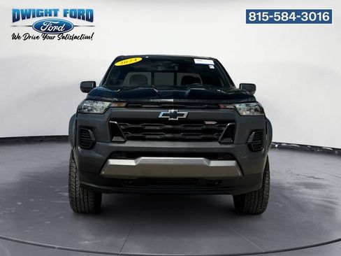 Used 2024 Chevrolet Colorado Trail Boss w/ Advanced Trailering Package AWD/4WD image 8