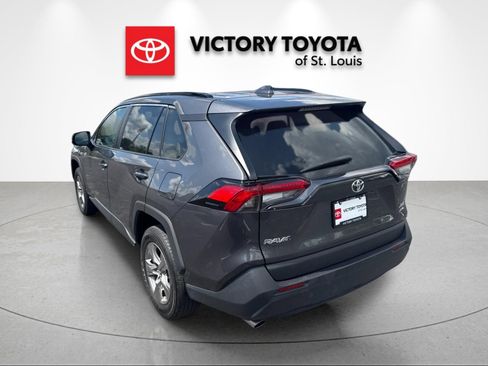 Used 2024 Toyota RAV4 XLE AWD/4WD image 5