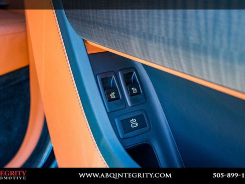 Used 2022 Rolls-Royce Cullinan w/ Dynamic Package image 34